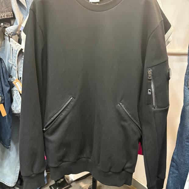  Cp 컴퍼니 맨투맨 블랙 s 사이즈