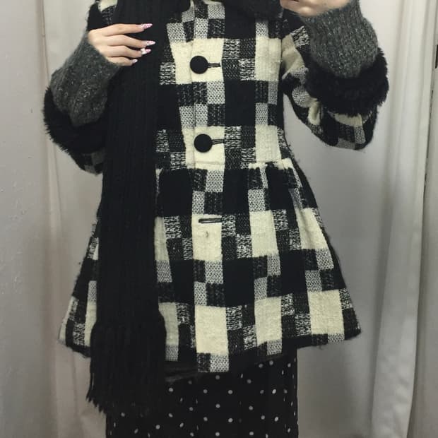 mezzo piano 메조피아노 블랙화이트 퍼카라 코트 코디 🎱