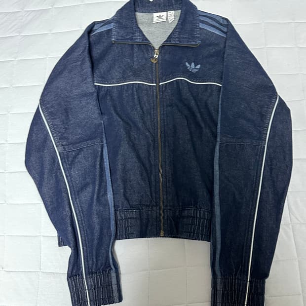 아디다스 청자켓 판매합니다