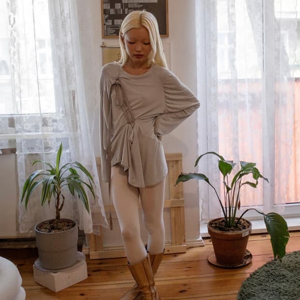 Shirring Strap Jersey in Beige 새상품 레이어드