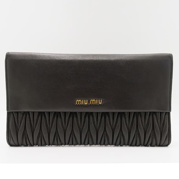 미우미우 마테라쎄 클러치백 미우미우 가방