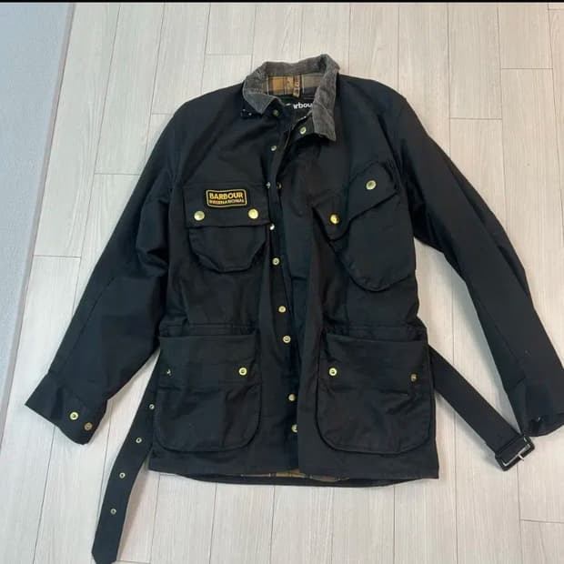 바버 인터네셔널 A7 