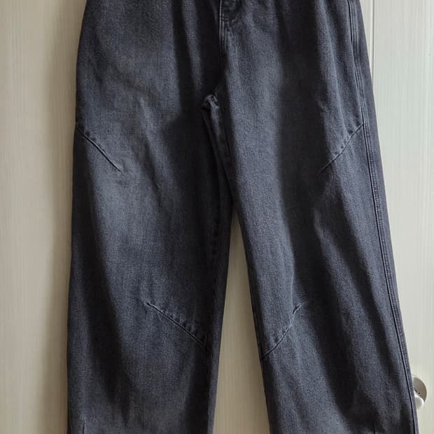 [L] 더콜디스트모먼트 베이직 데님 팬츠 블랙