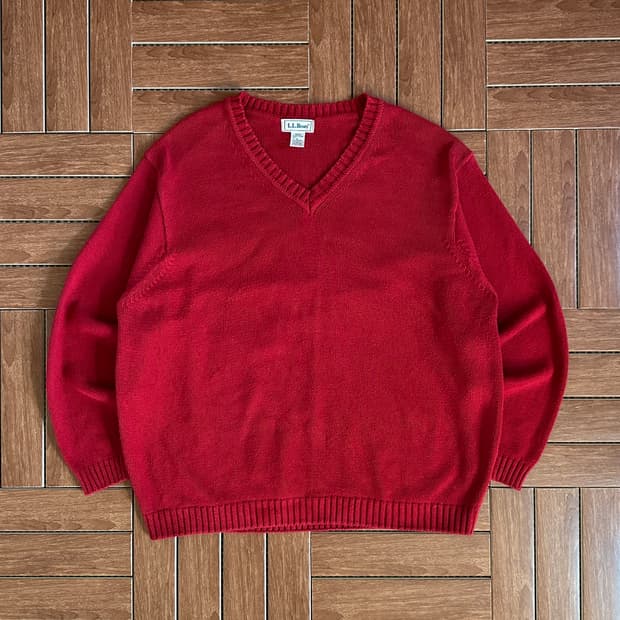 Ll bean v-neck knit sweater