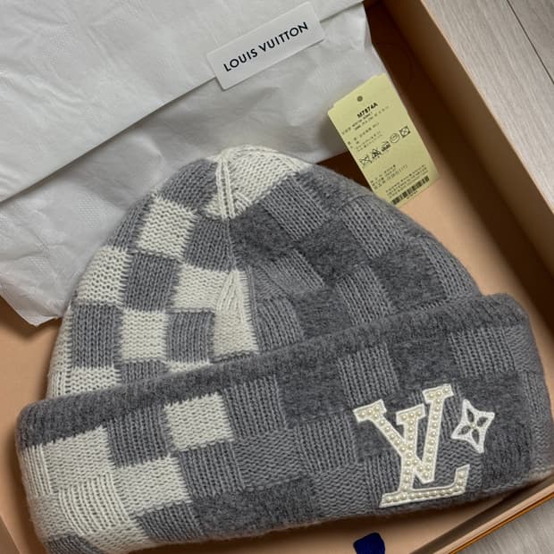 [OS] 루이비통 LV 크러시 다모플라주 펄 비니 라이트 그레이