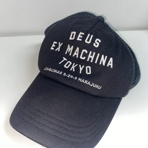 데우스 엑스 마키나 도쿄 메쉬캡