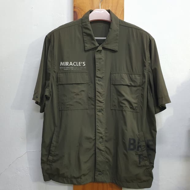 INTER CREW 카키색 셔츠형 자켓(100)