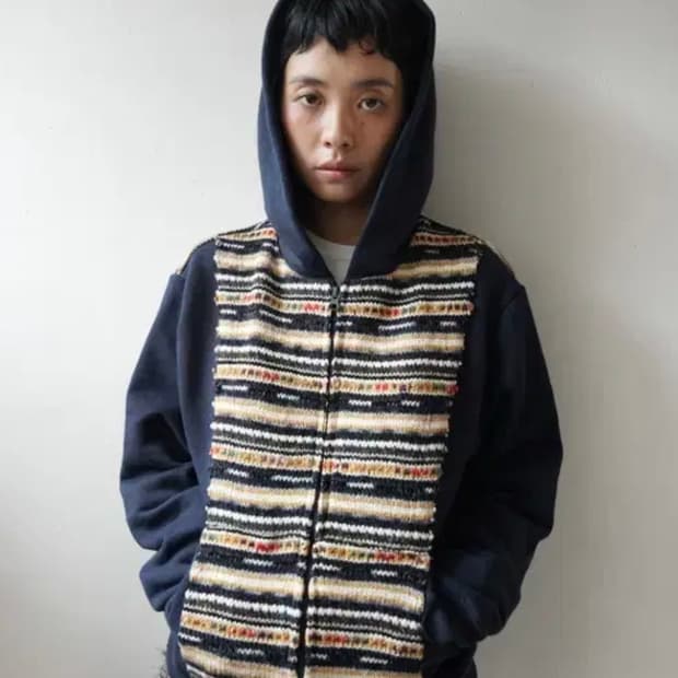 공테잎 FABRIC BLOCK HOODED ZIP-UP NAVY