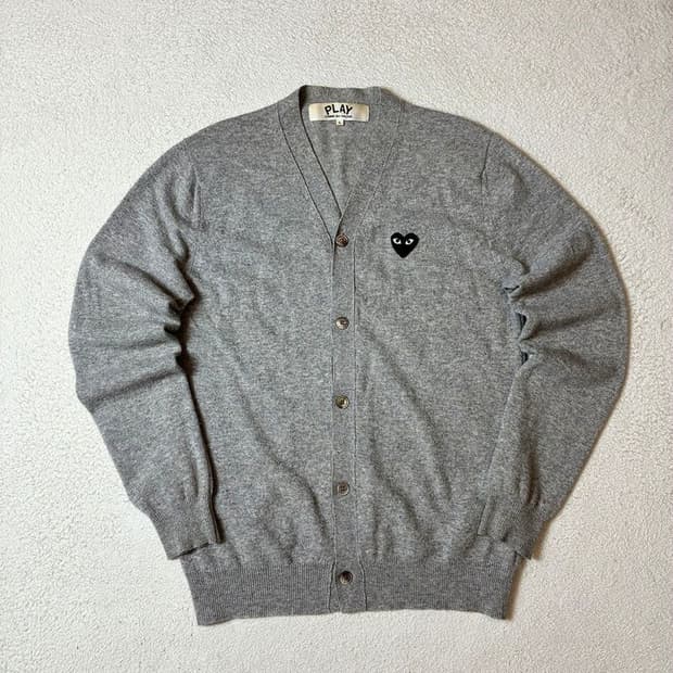 꼼데가르송 하트 로고 니트 가디건 PN7154