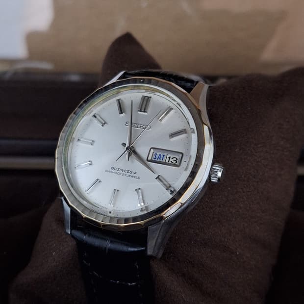 세이코 60s 다이아쇼크 희귀 빈티지 오토메틱 시계 판매합니다