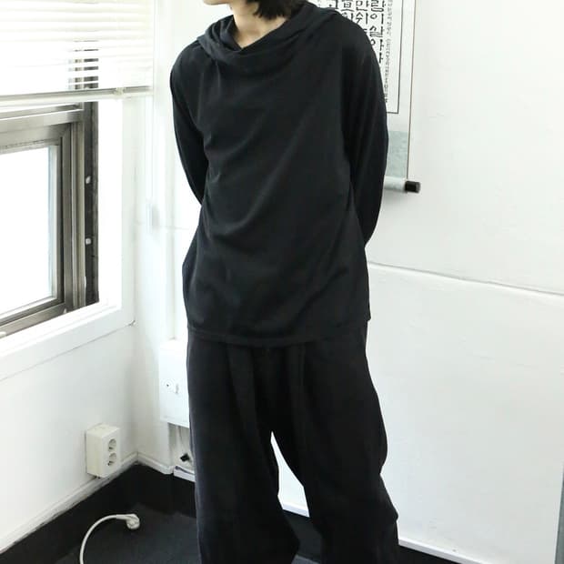 라드 뮤지션 스카프 롱슬리브 니트 