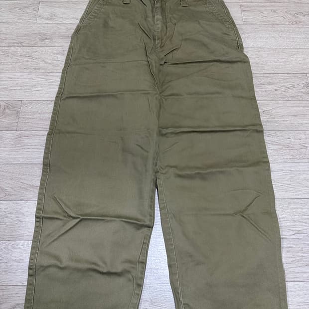 (31) 유니클로 U 23FW 와이드 핏 치노팬츠 브라운