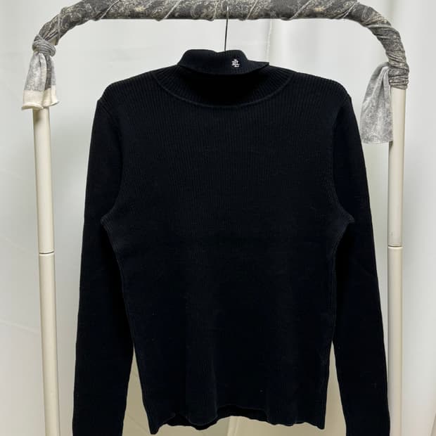 turtleneck knit black