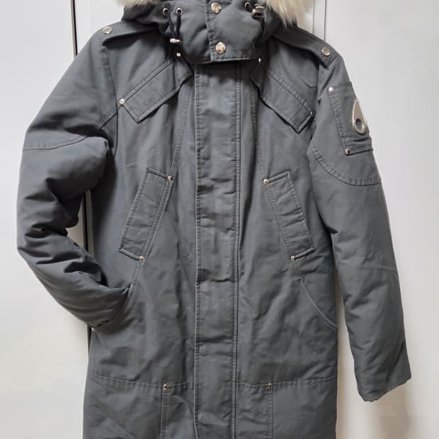 무스너클 스틸링 다운 패딩