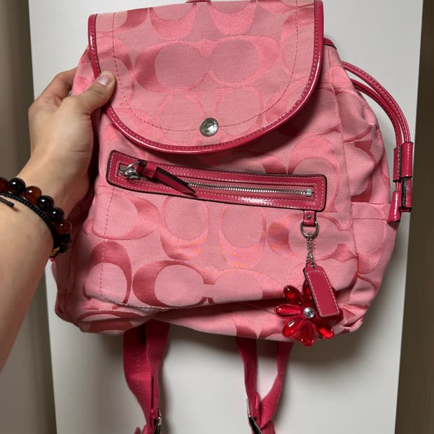 코치 카이라 데이지 시그니처 백팩