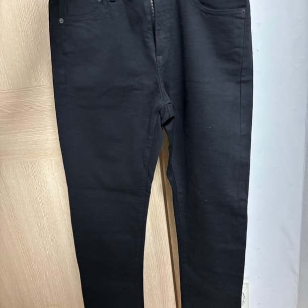 유니클로 셀비지 슬림핏