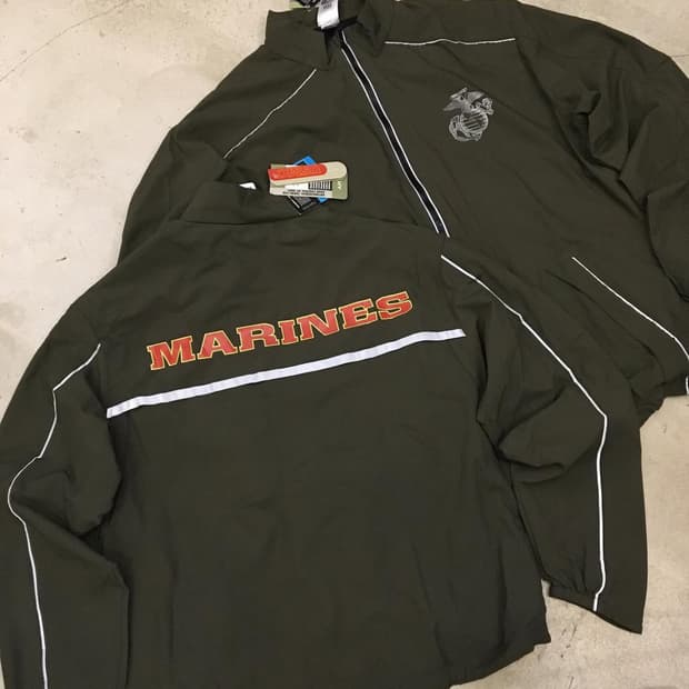 (오늘 거래시 20만원) Vtg 00s 뉴발란스 USMC 바람막이 XL 