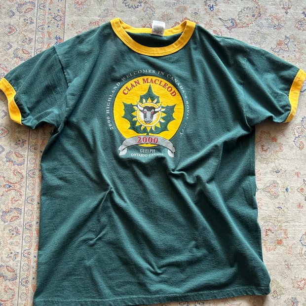 00‘s Clan macleod ringer Tee XL