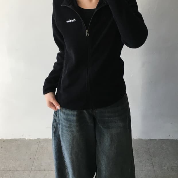 디키즈 로고 후리스