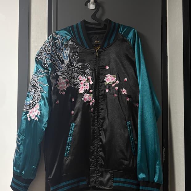 Rogue 자수 스카쟌