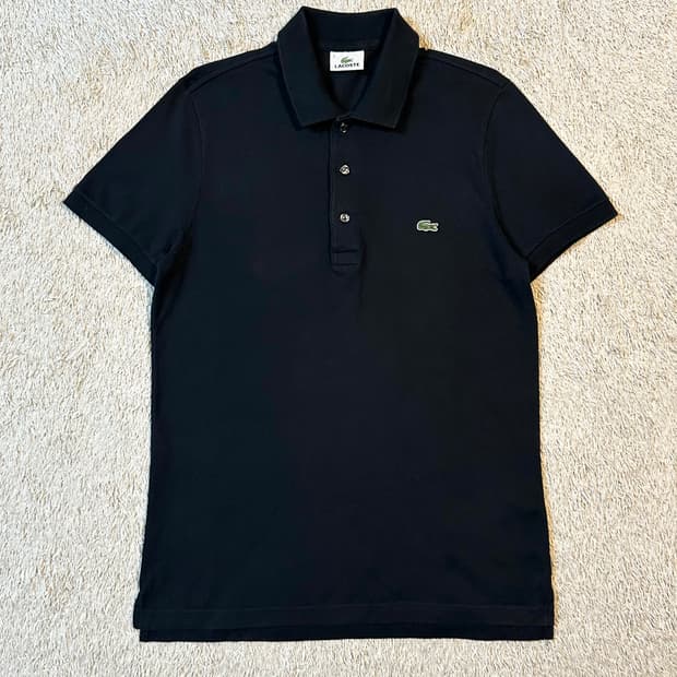 라코스테 LACOSTE 동일드방레 베이직 반팔 카라티 블랙