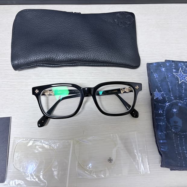 크롬하츠 콕스어커 블랙골드