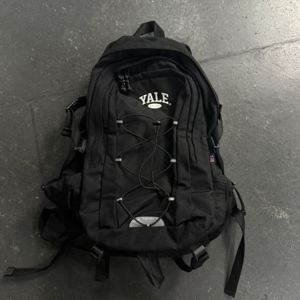 YALE 예일 백팩 가방