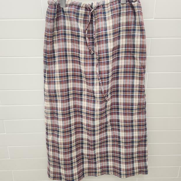 (지구샵) 롱 체크치마 ( 무료나눔가능)