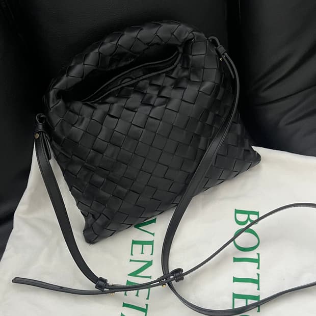 보테가 베네타 미니홉 블랙