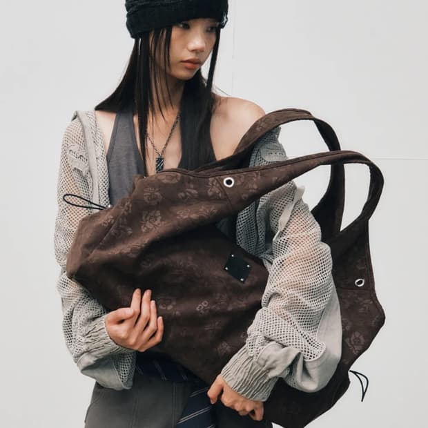 스퀘어라인 스웨이드 빅숄더백