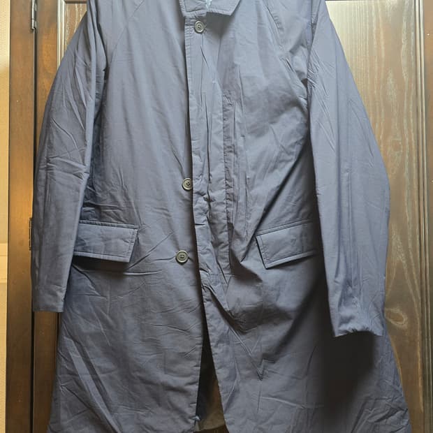 유나이티드 애로우즈 다크네이비 롱패딩자켓L사이즈입니다.