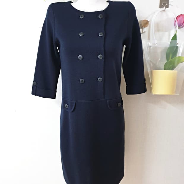 BCBG 7부 더블버튼 니트원피스 55 미디 네이비