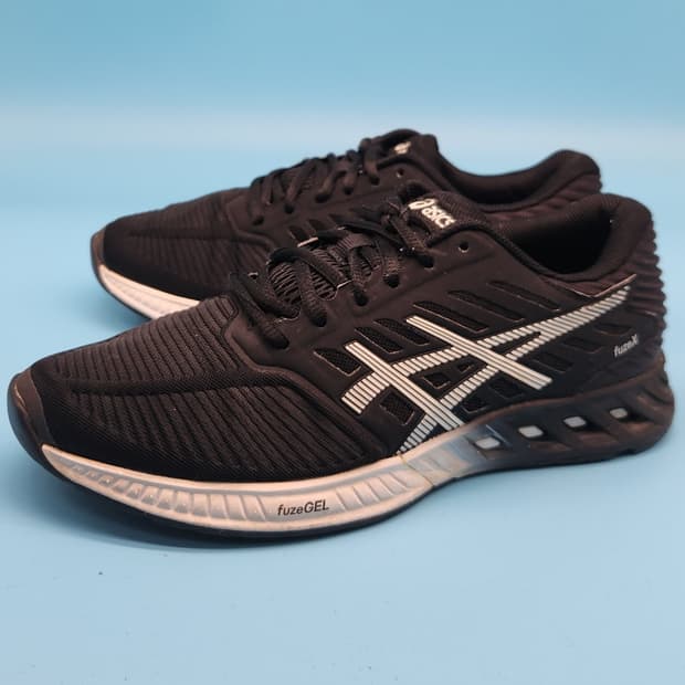 ooo 아식스 fuzeX 블랙 런닝화245