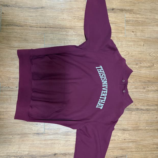 디스이즈네버댓 스웻셔츠