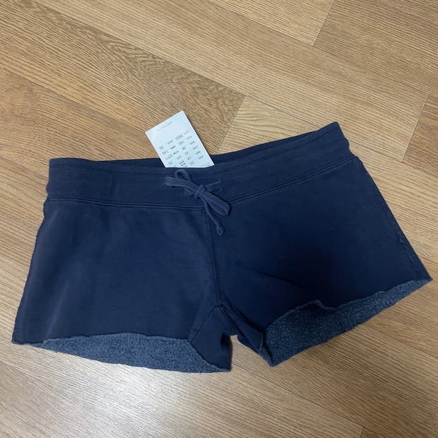 브랜디멜빌 네이비 반바지 숏팬츠 새상품