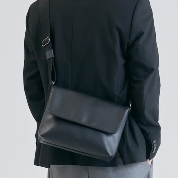 [새상품] 내셔널 퍼블리시티 ANZA HQ 크로스백