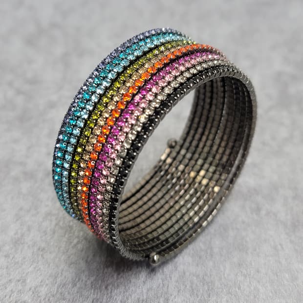 vintage bangle bracelet