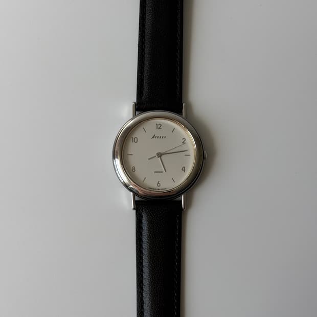 1990s Avenue Arabic Silver Ladies Quartz