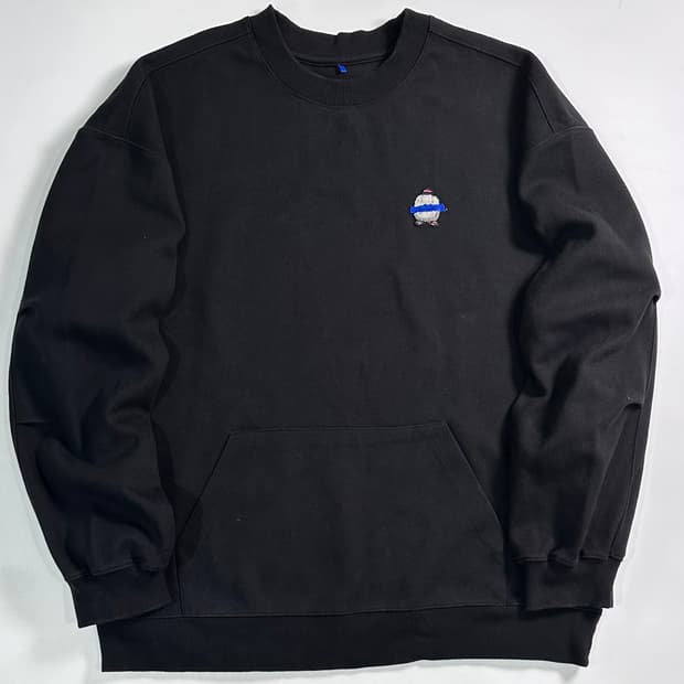 아더에러 블랙 맨투맨