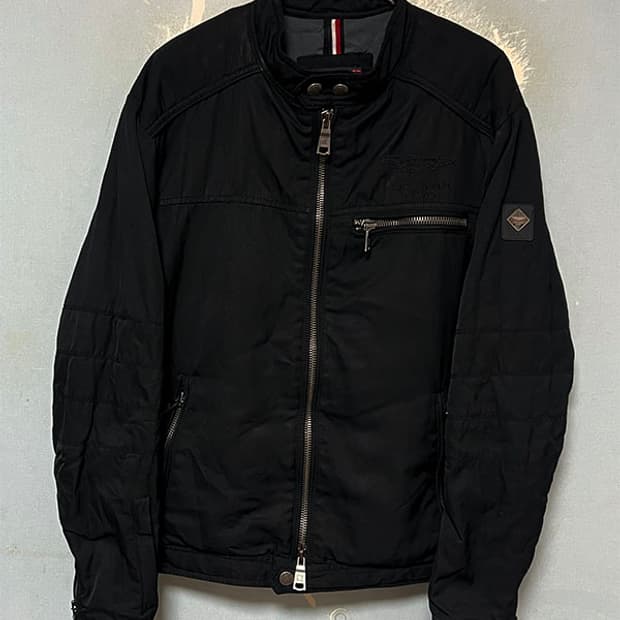 애스턴마틴 바이 해켓 남자 레이싱자켓 블랙 누빔 추동 L 100-105