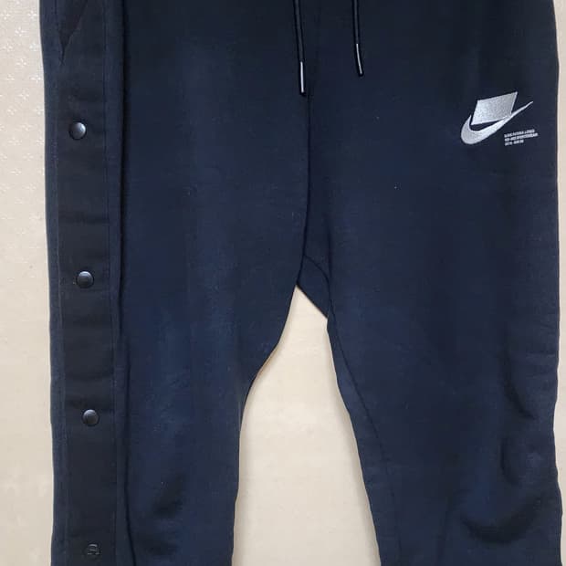 나이키 남성  블랙 기모 트레이닝팬츠 상태굿 L