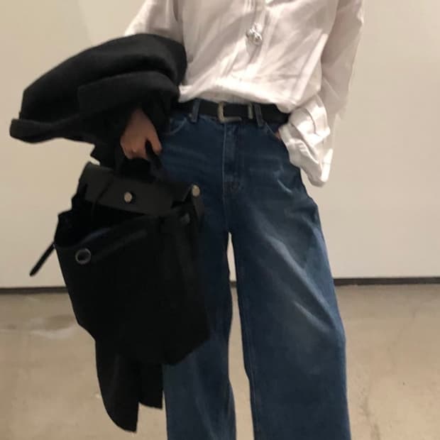 난들 프릴 블라우스