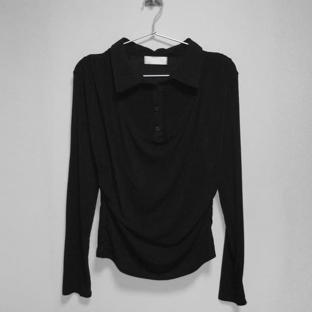 레이어드 카라티 블랙