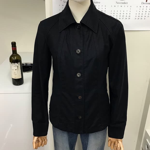 버버리 은장 절개 코튼 자켓