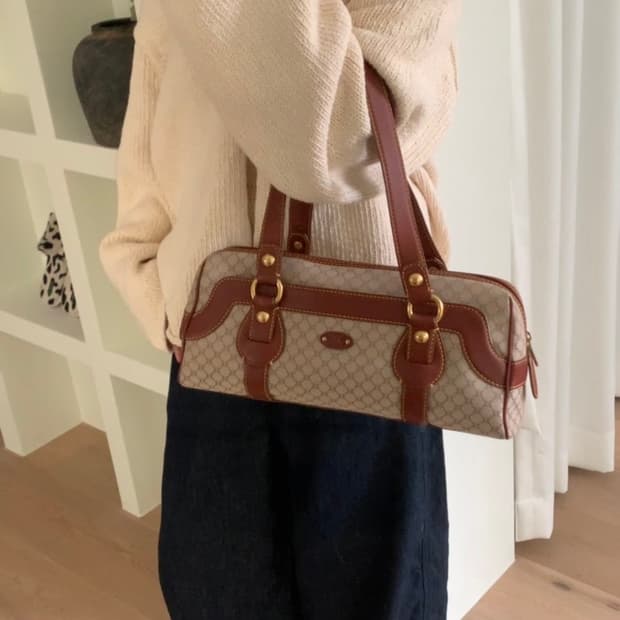 셀린느 브라운 마카담 숄더백