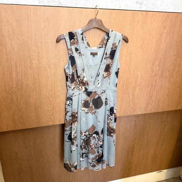 아돌포 도밍게스 슬리브리스 미디 원피스 플로럴 패턴 디테일 블루