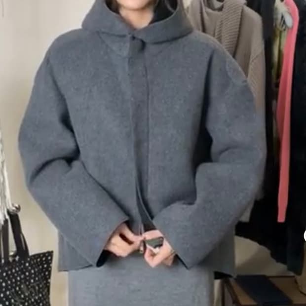 차콜그레이 코트