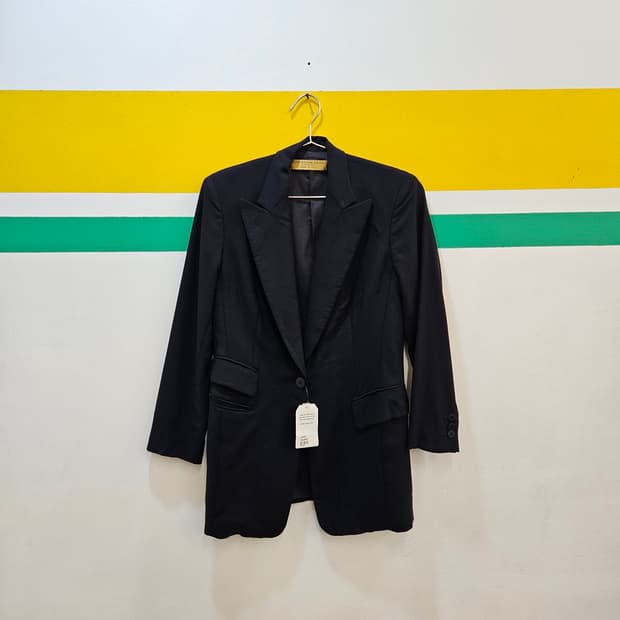 DKNY 테일러드 블레이저