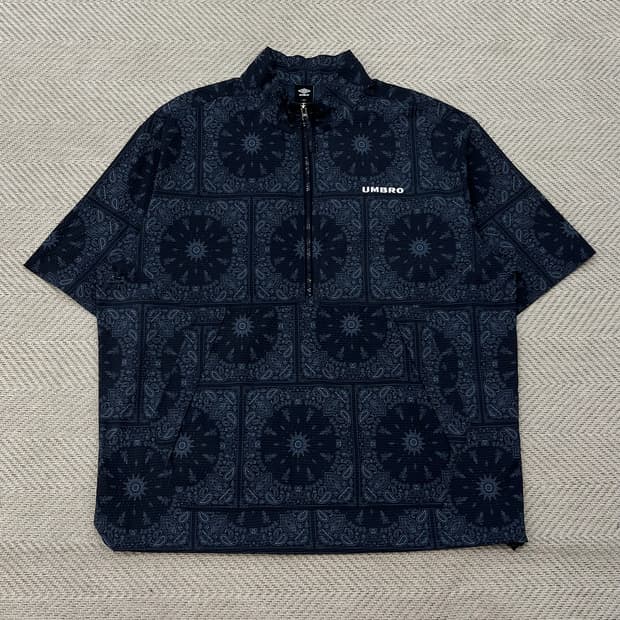 엄브로 페이즐리 하프웜업 r3428