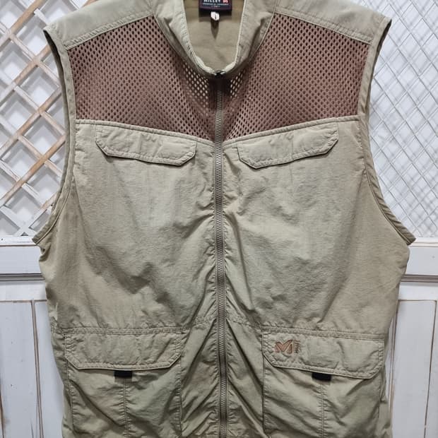 밀레 등산조끼 (C846
